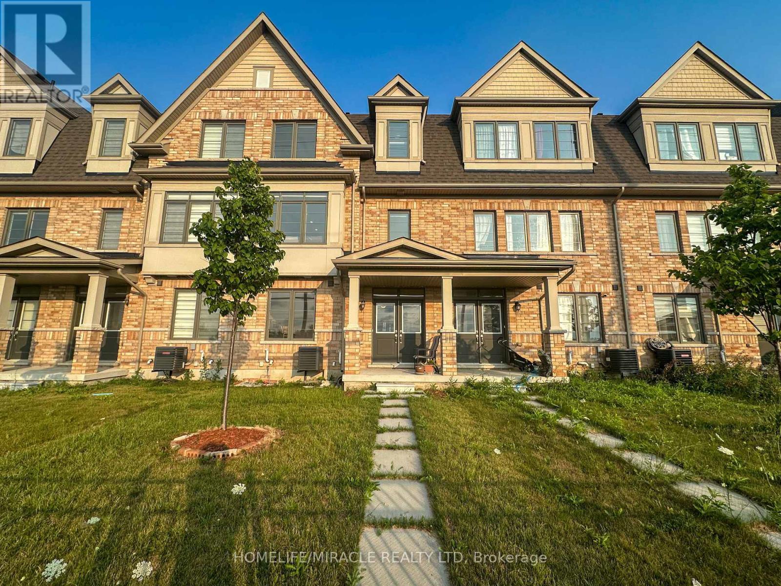 58 FRUITVALE CIRCLE, Brampton, Ontario