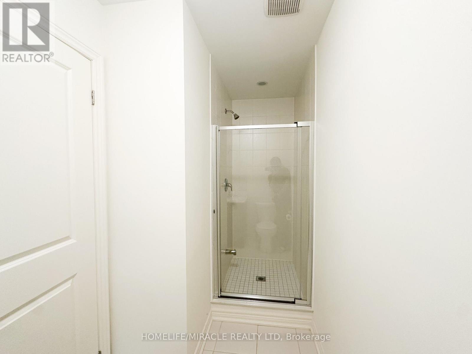 58 Fruitvale Circle, Brampton, Ontario  L7A 5B8 - Photo 23 - W13618542