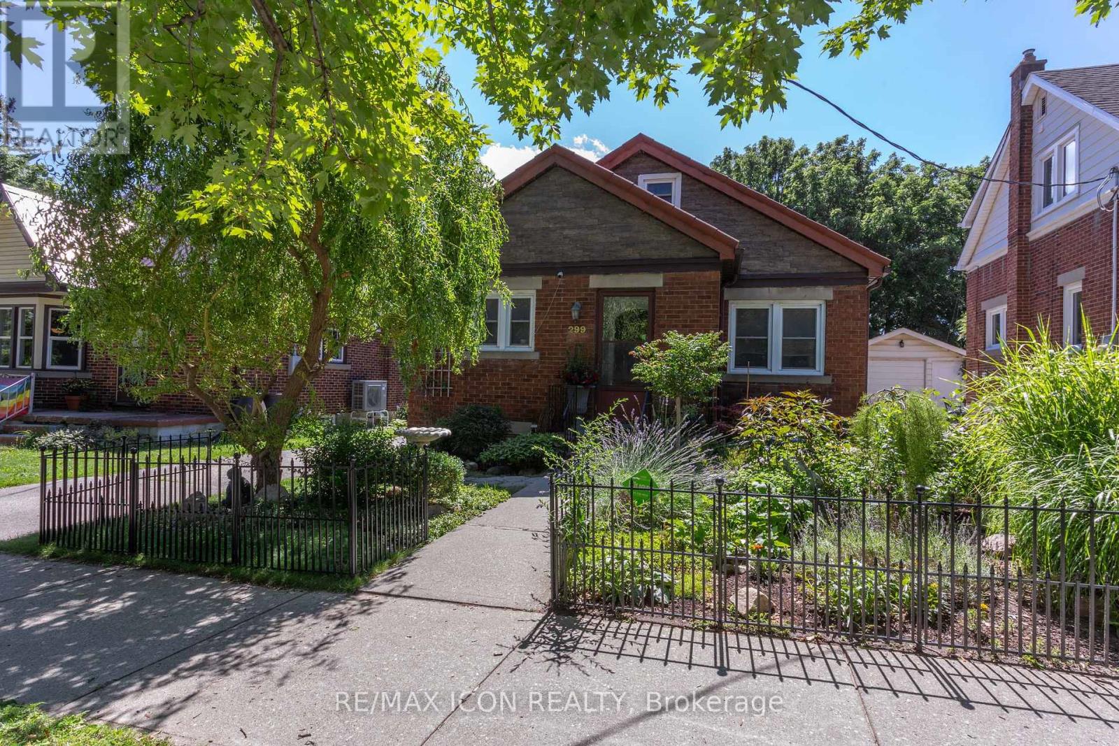 299 PARK STREET, Kitchener, Ontario