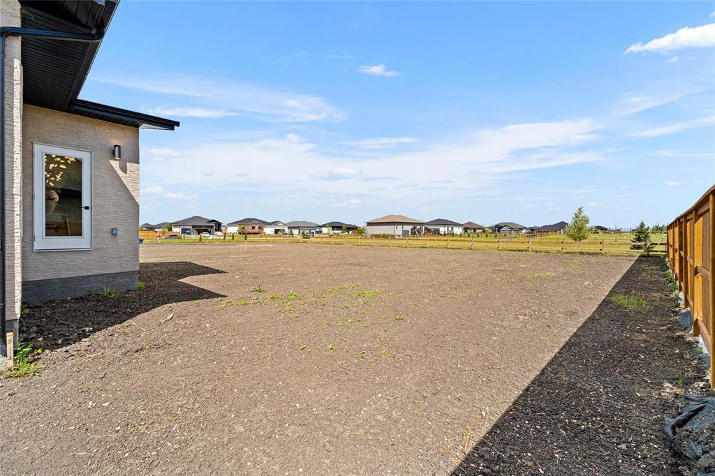 157 Blackbird Way, Grande Pointe, Manitoba  R5A 0C3 - Photo 33 - 202619870