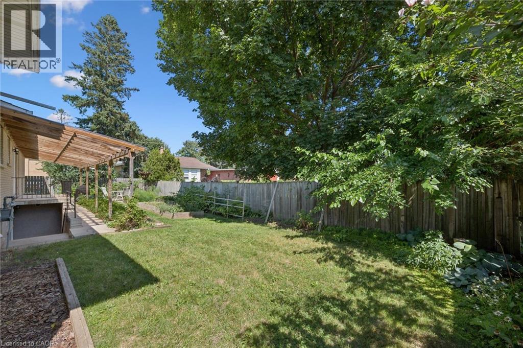 153 Fourth Avenue, Kitchener, Ontario  N2C 1P3 - Photo 38 - 40854392
