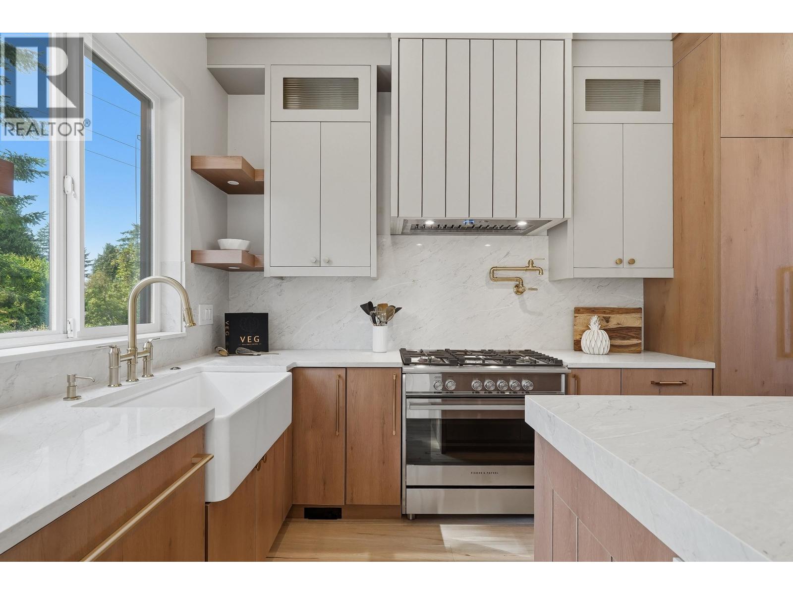 5241 CAMBRIDGE COURT, Delta, British Columbia