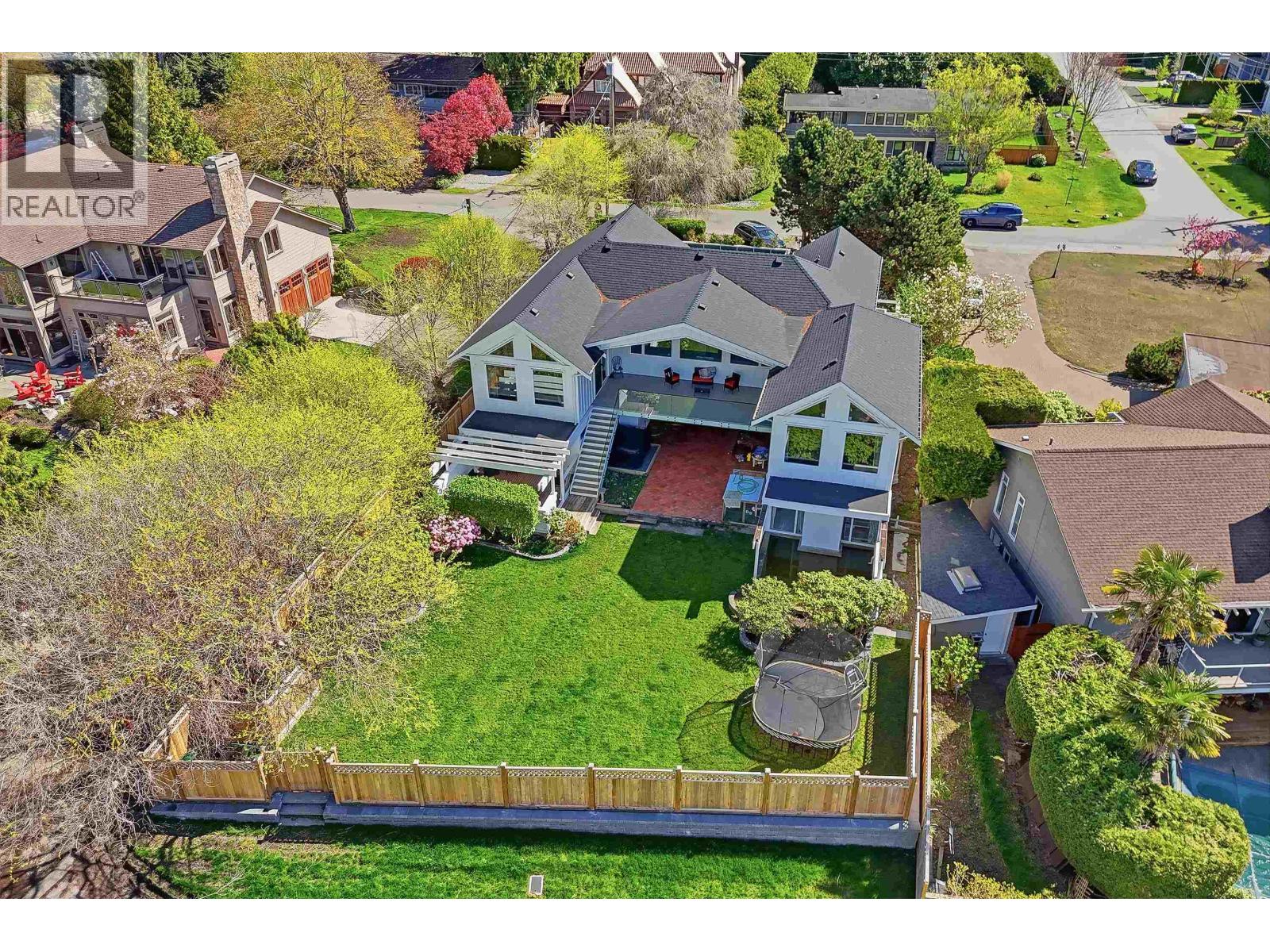 29 English Bluff Road, Delta, British Columbia  V4M 2M4 - Photo 2 - R3112945