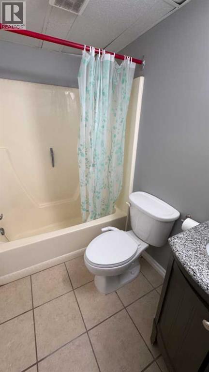 617, 5 Berkeley Place W, Lethbridge, Alberta T1K 5M9 - Photo 5 - A2314109