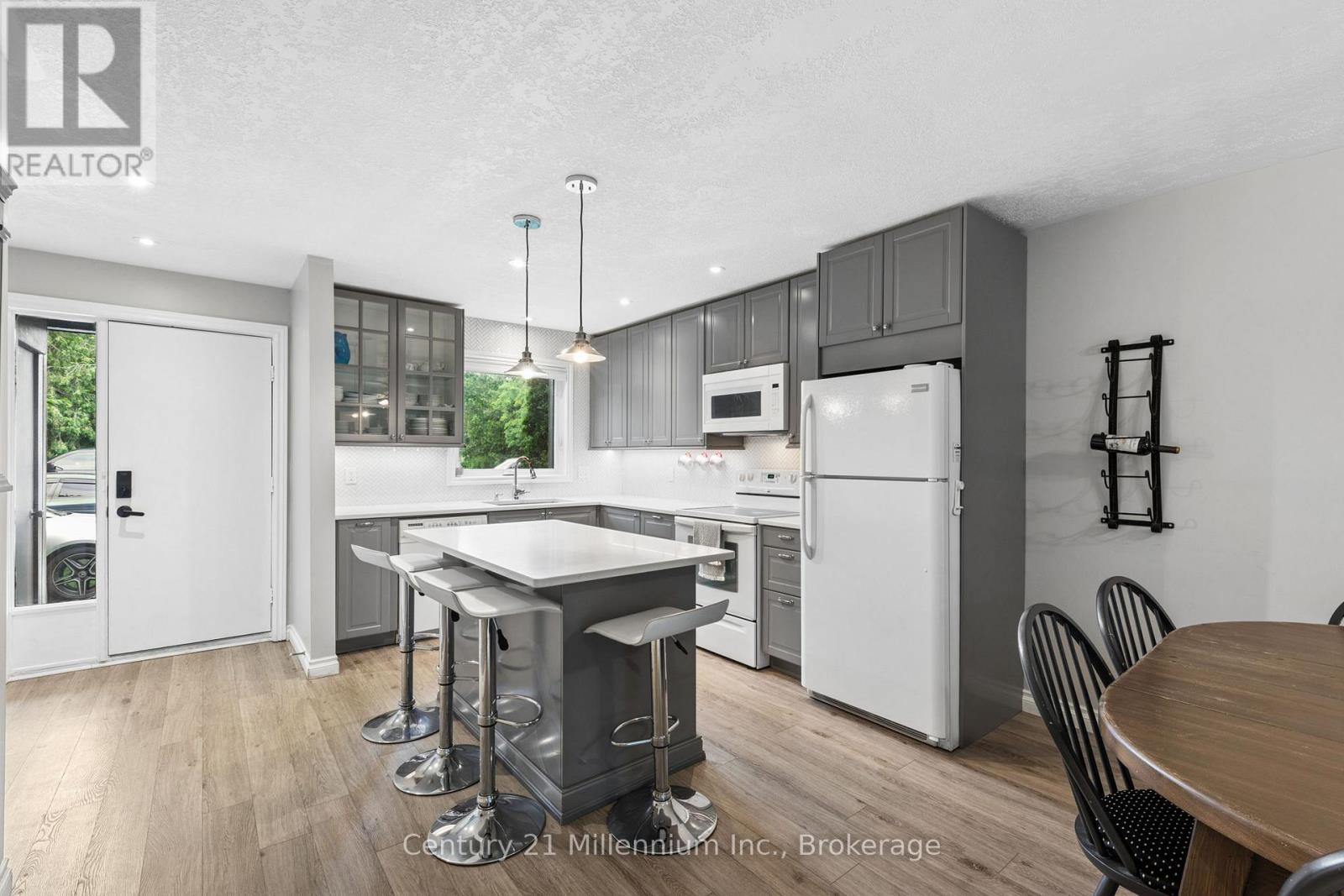 156 Escarpment Crescent, Collingwood, Ontario  L9Y 5B4 - Photo 4 - S13654698