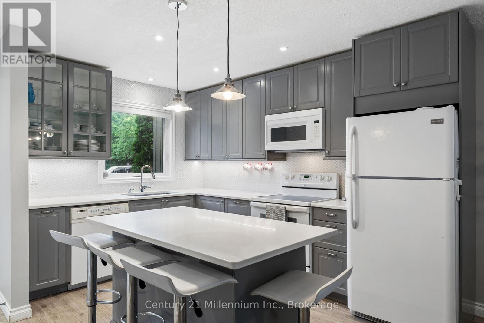 156 Escarpment Crescent, Collingwood, Ontario  L9Y 5B4 - Photo 8 - S13654698