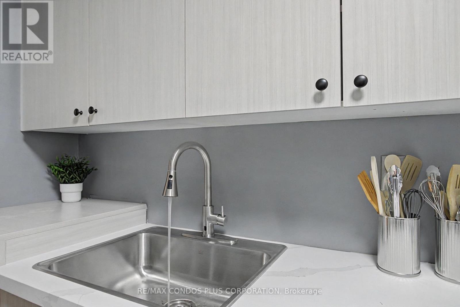 208 - 5949 Yonge Street, Toronto, Ontario M2M 3V8 - Photo 16 - C13654756