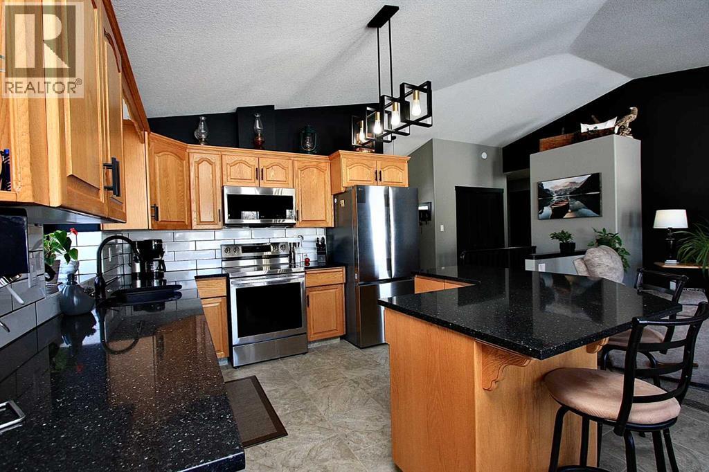 310b Edgewood Close, Camrose, Alberta  T4V 4P9 - Photo 9 - A2326775