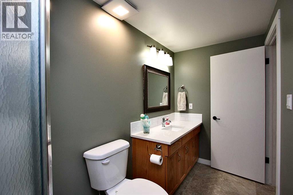 310b Edgewood Close, Camrose, Alberta  T4V 4P9 - Photo 31 - A2326775