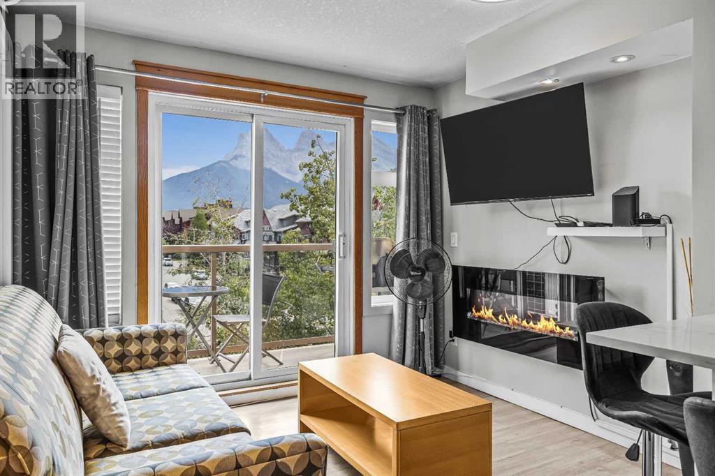 401, 160 Kananaskis Way, Canmore, Alberta  T1W 3E2 - Photo 2 - A2335900