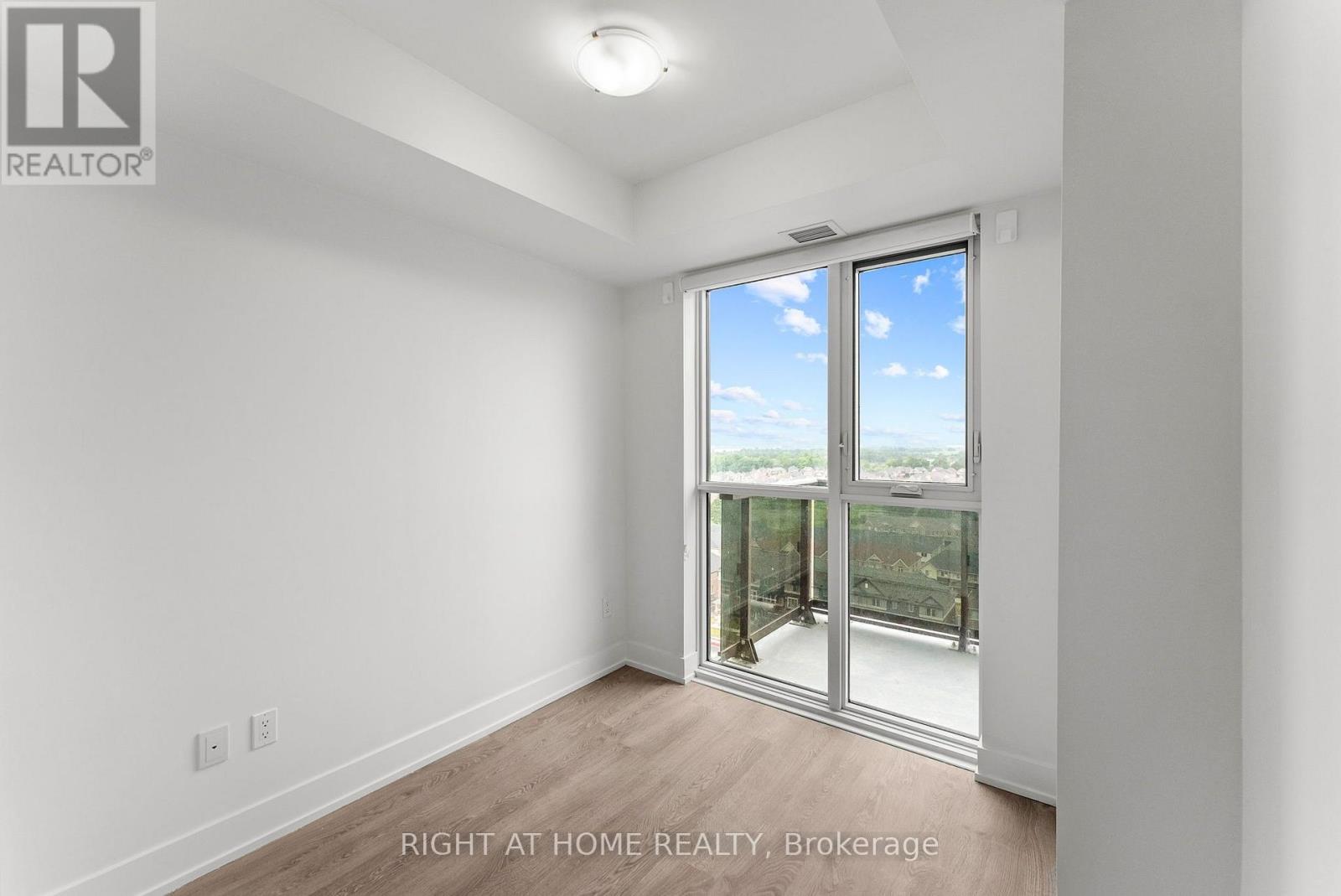 1204 - 2550 Simcoe Street N, Oshawa, Ontario L1L 0R5 - Photo 14 - E13654726