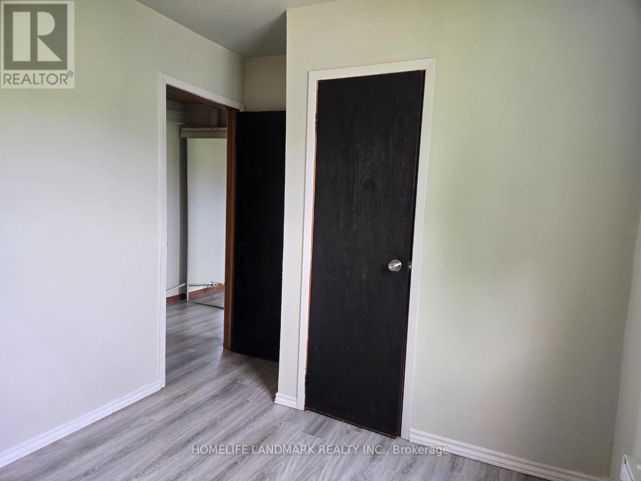 14 Elm Grove Avenue, Richmond Hill, Ontario L4E 2T2 - Photo 14 - N13654692