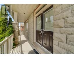 4 OVERHOLD CRESCENT, Richmond Hill, Ontario