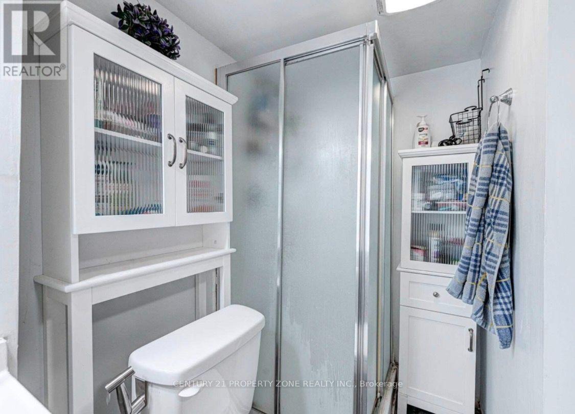 6 Roehampton Crescent W, Brampton, Ontario  L6Y 2R4 - Photo 23 - W13654708