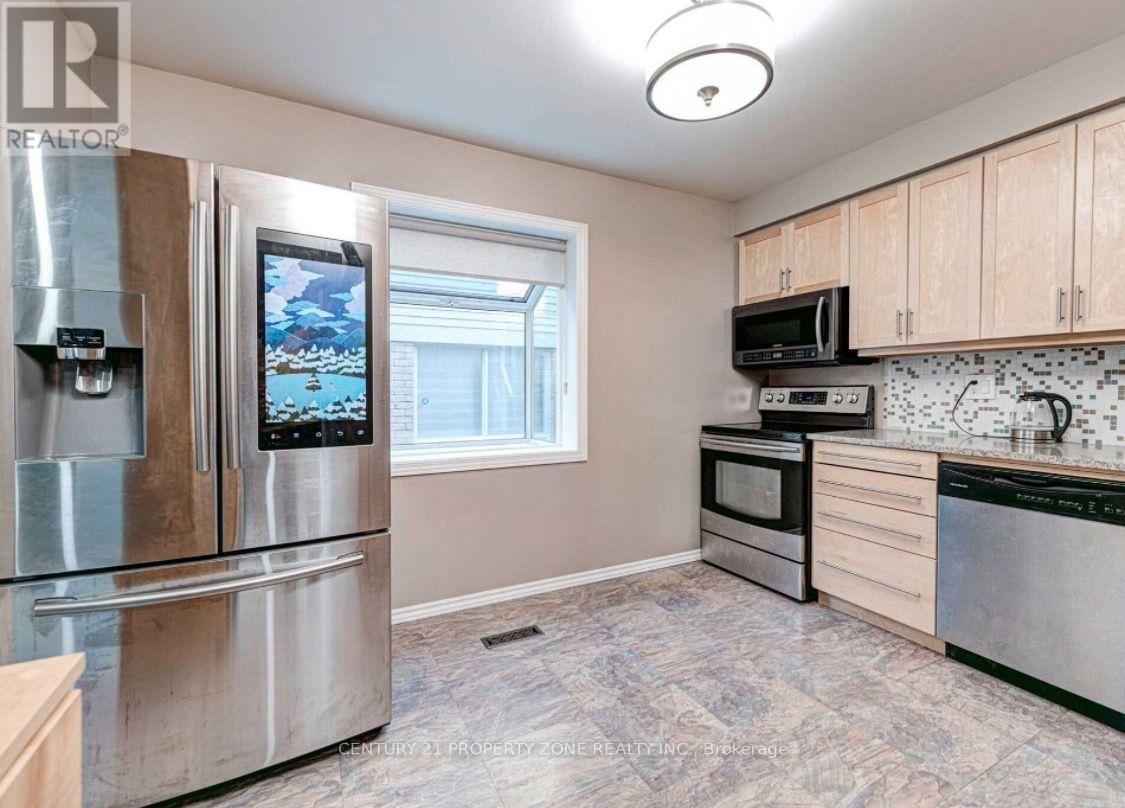 6 Roehampton Crescent W, Brampton, Ontario  L6Y 2R4 - Photo 6 - W13654708