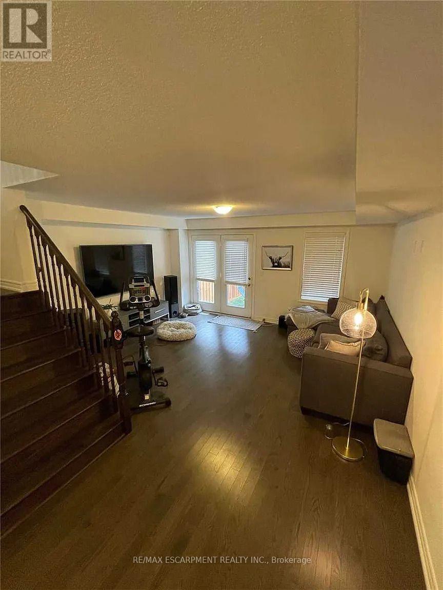 3930 Tufgar Crescent, Burlington, Ontario  L7M 2A4 - Photo 10 - W13654714