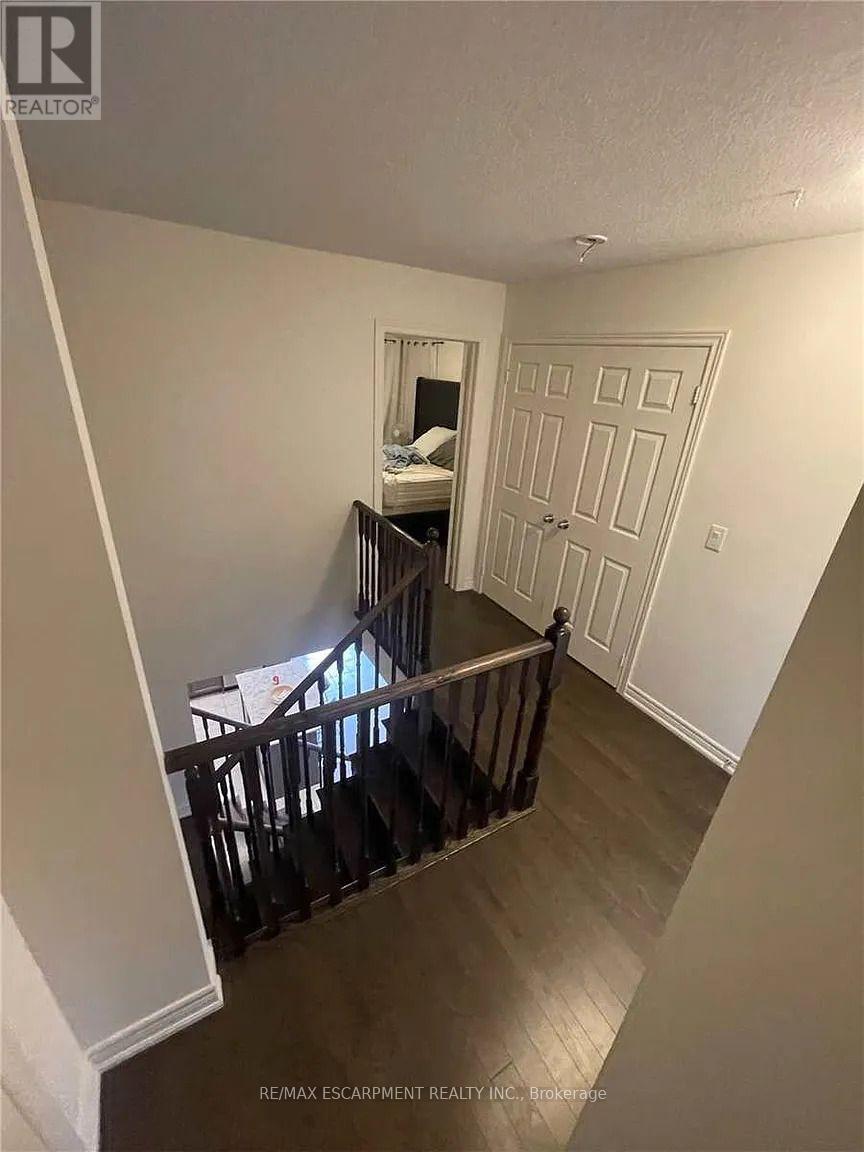 3930 Tufgar Crescent, Burlington, Ontario  L7M 2A4 - Photo 11 - W13654714