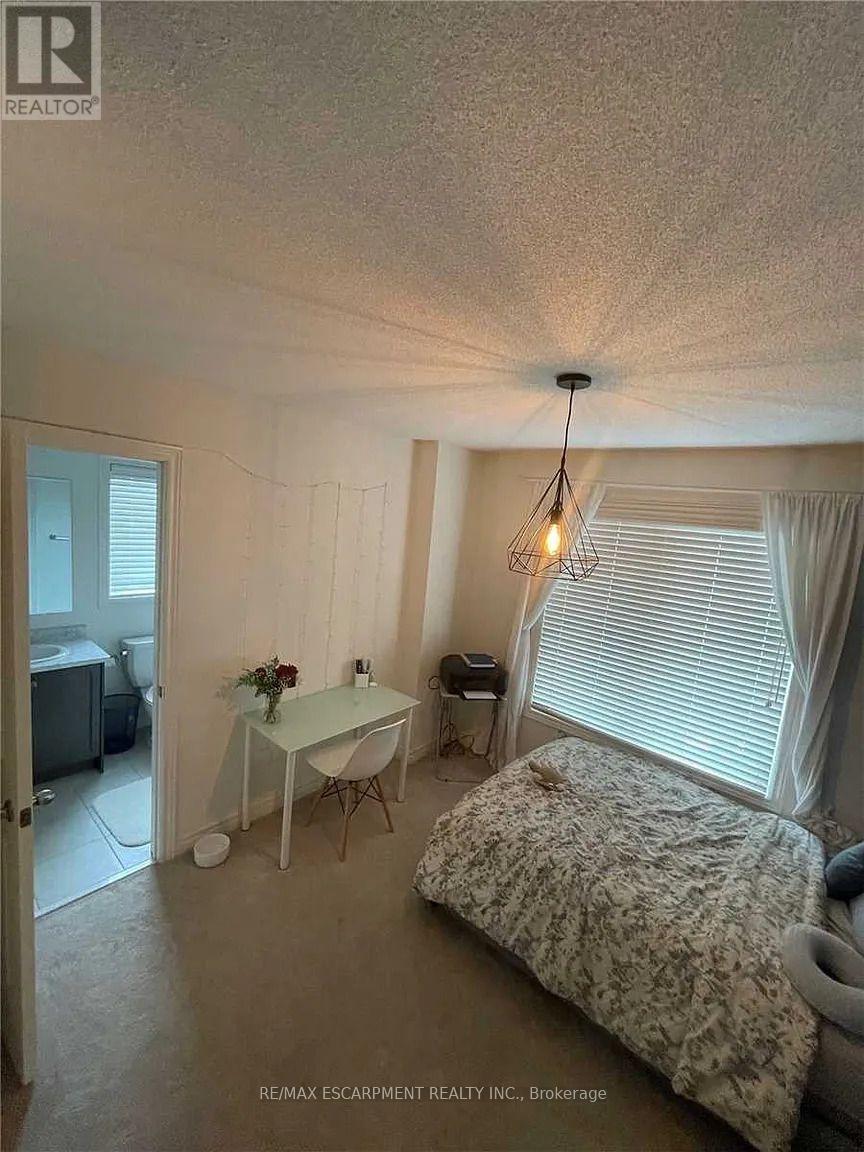 3930 Tufgar Crescent, Burlington, Ontario  L7M 2A4 - Photo 13 - W13654714