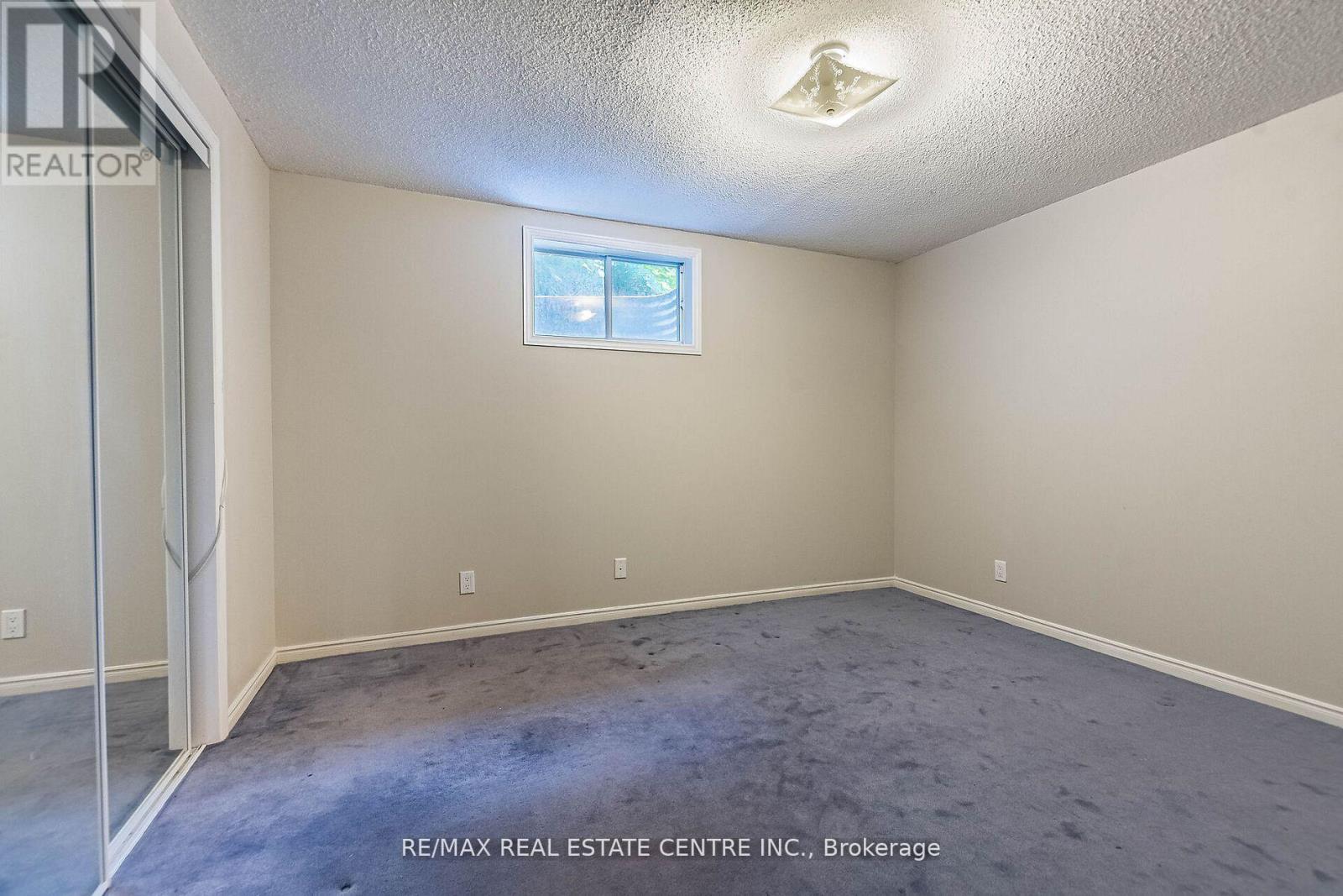 1134 Deer Run, Mississauga, Ontario  L5C 3S6 - Photo 18 - W13654720