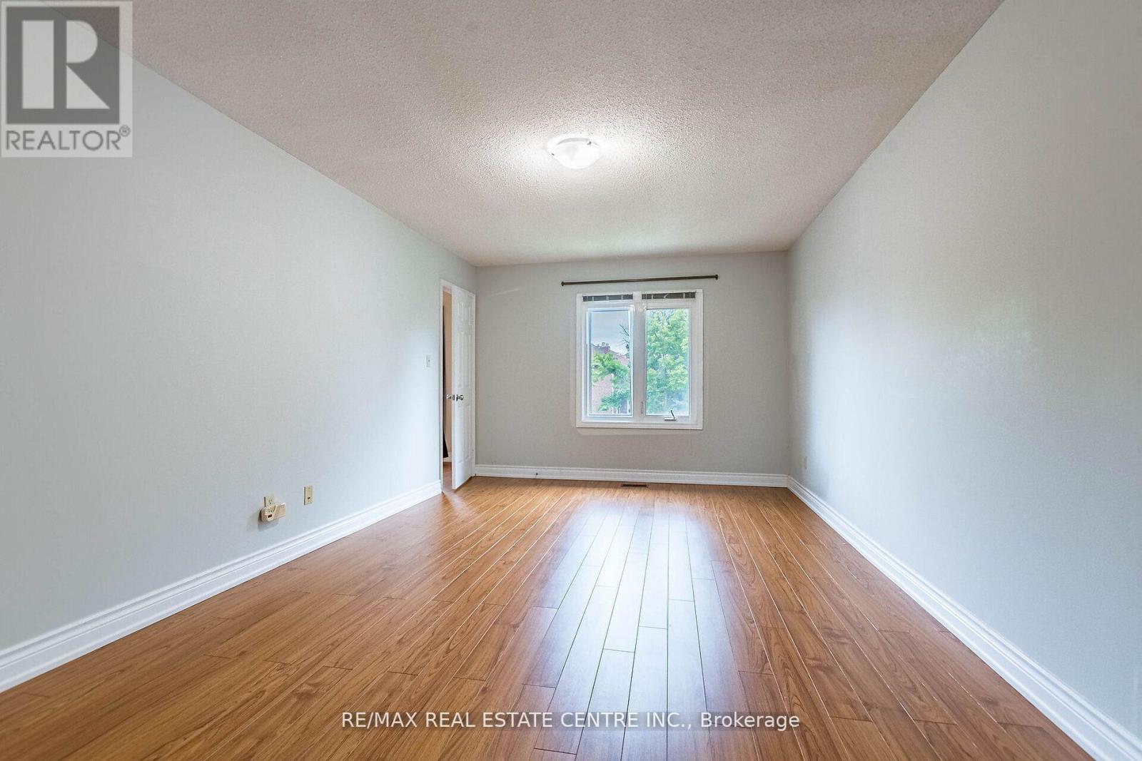 1134 Deer Run, Mississauga, Ontario  L5C 3S6 - Photo 26 - W13654720