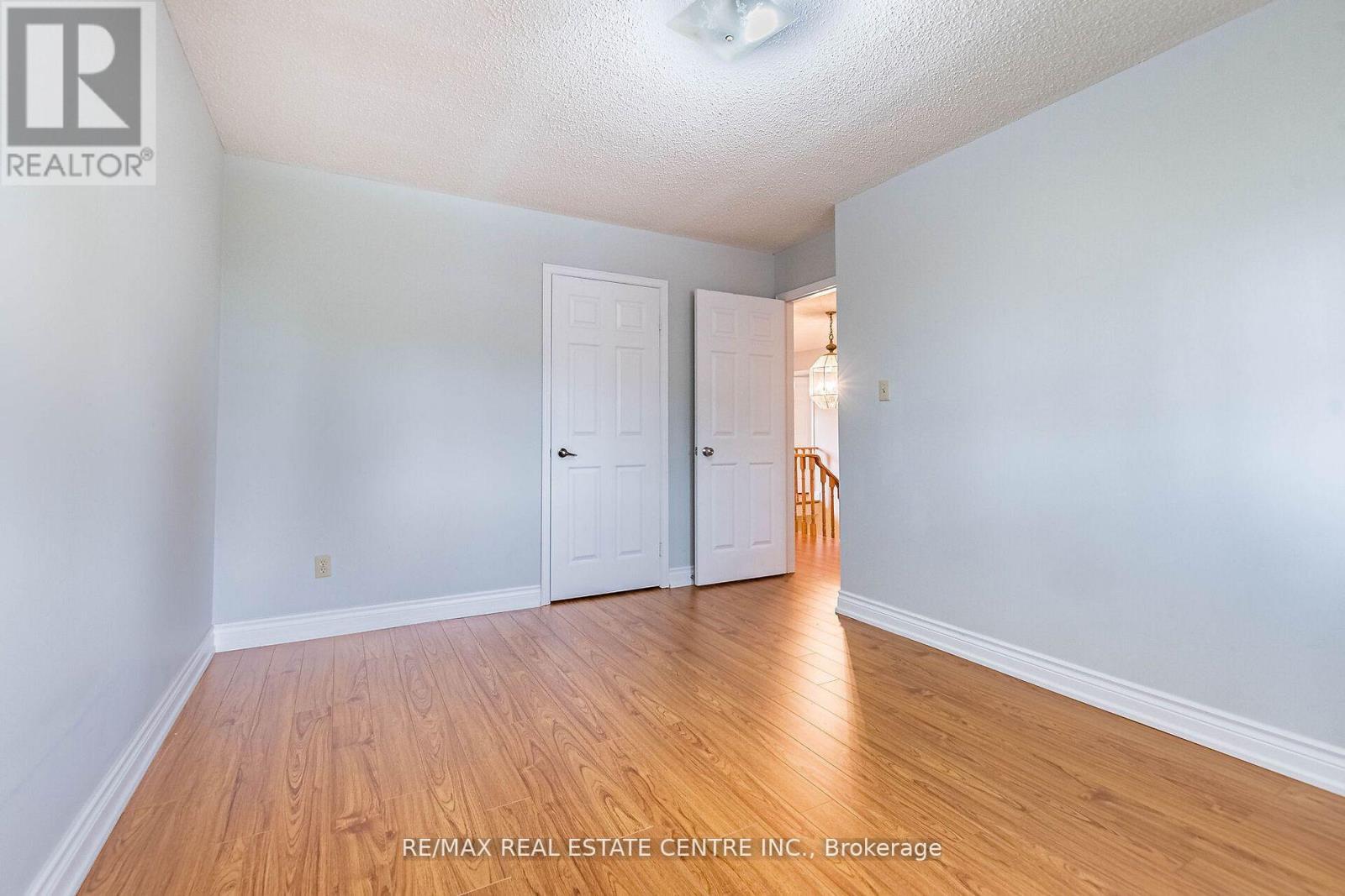 1134 Deer Run, Mississauga, Ontario  L5C 3S6 - Photo 27 - W13654720