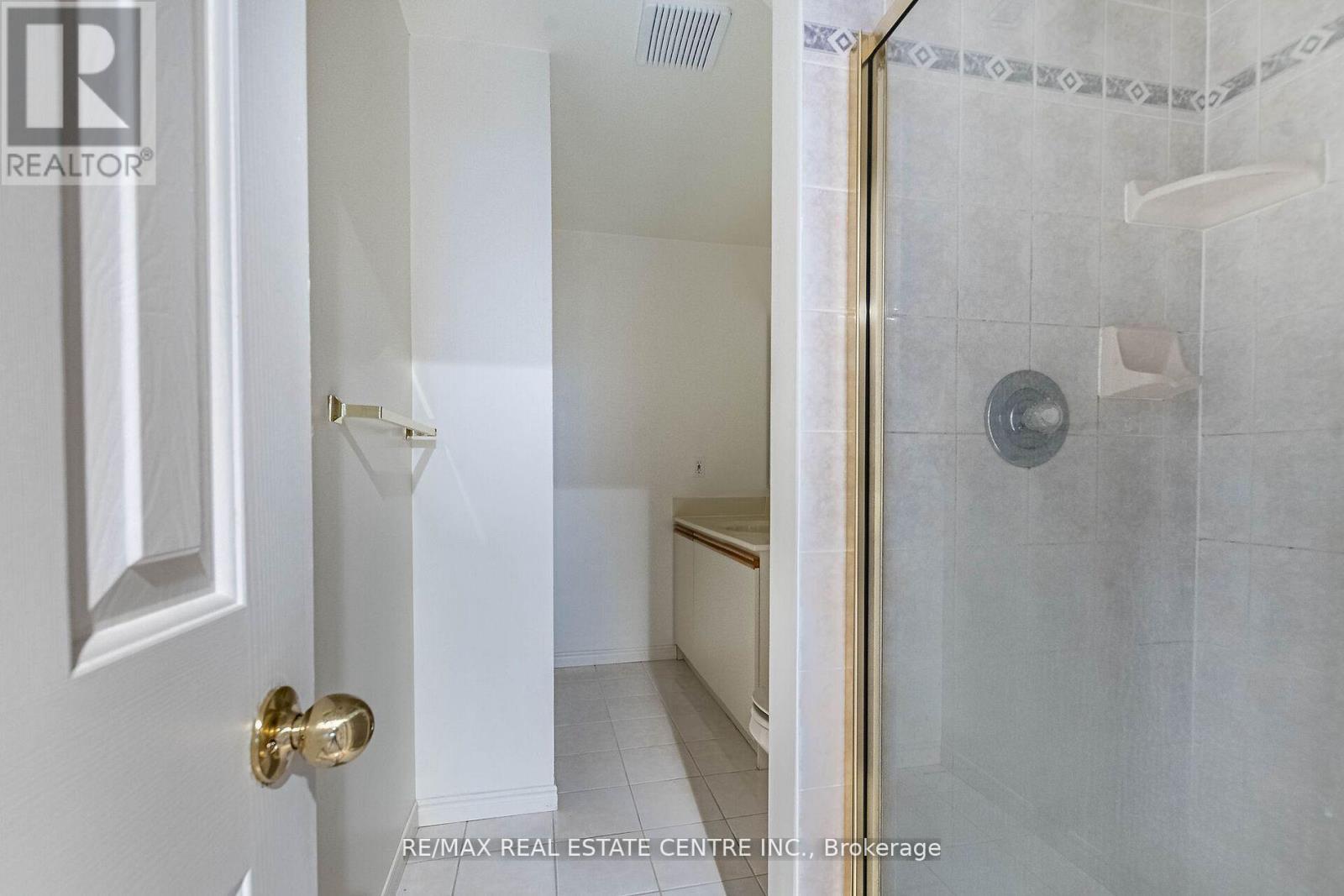 1134 Deer Run, Mississauga, Ontario  L5C 3S6 - Photo 35 - W13654720