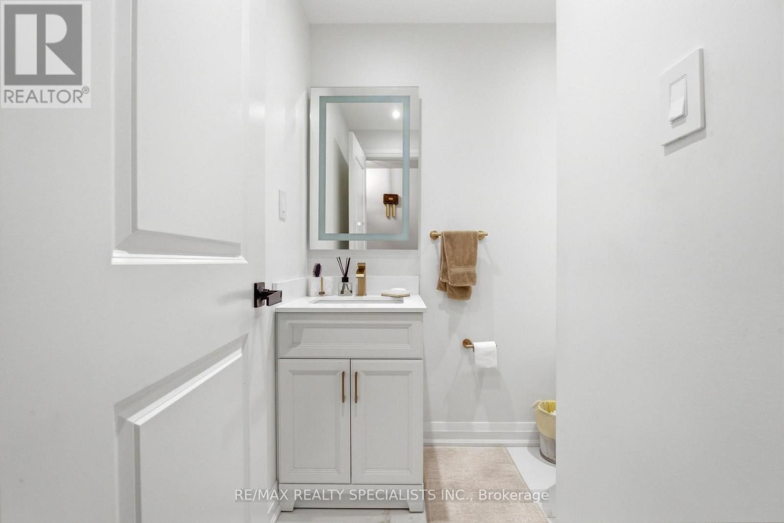 29 Blackthorn Lane, Brampton, Ontario  L6V 3K7 - Photo 12 - W13654732