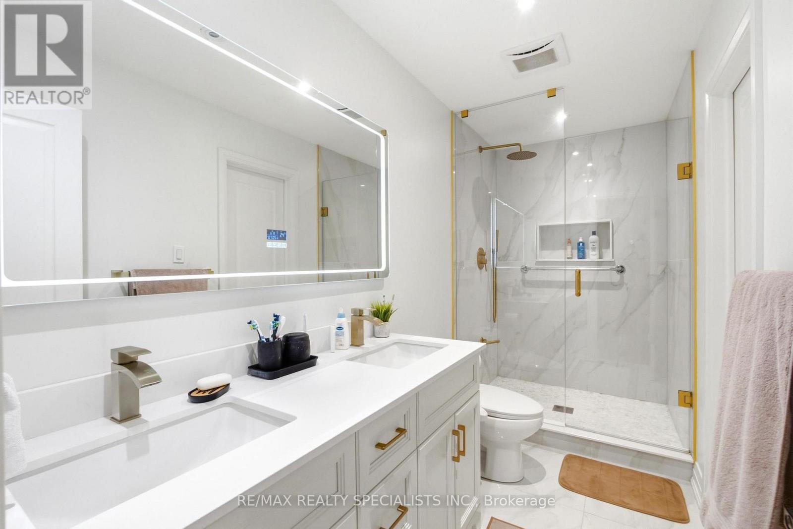 29 Blackthorn Lane, Brampton, Ontario  L6V 3K7 - Photo 20 - W13654732