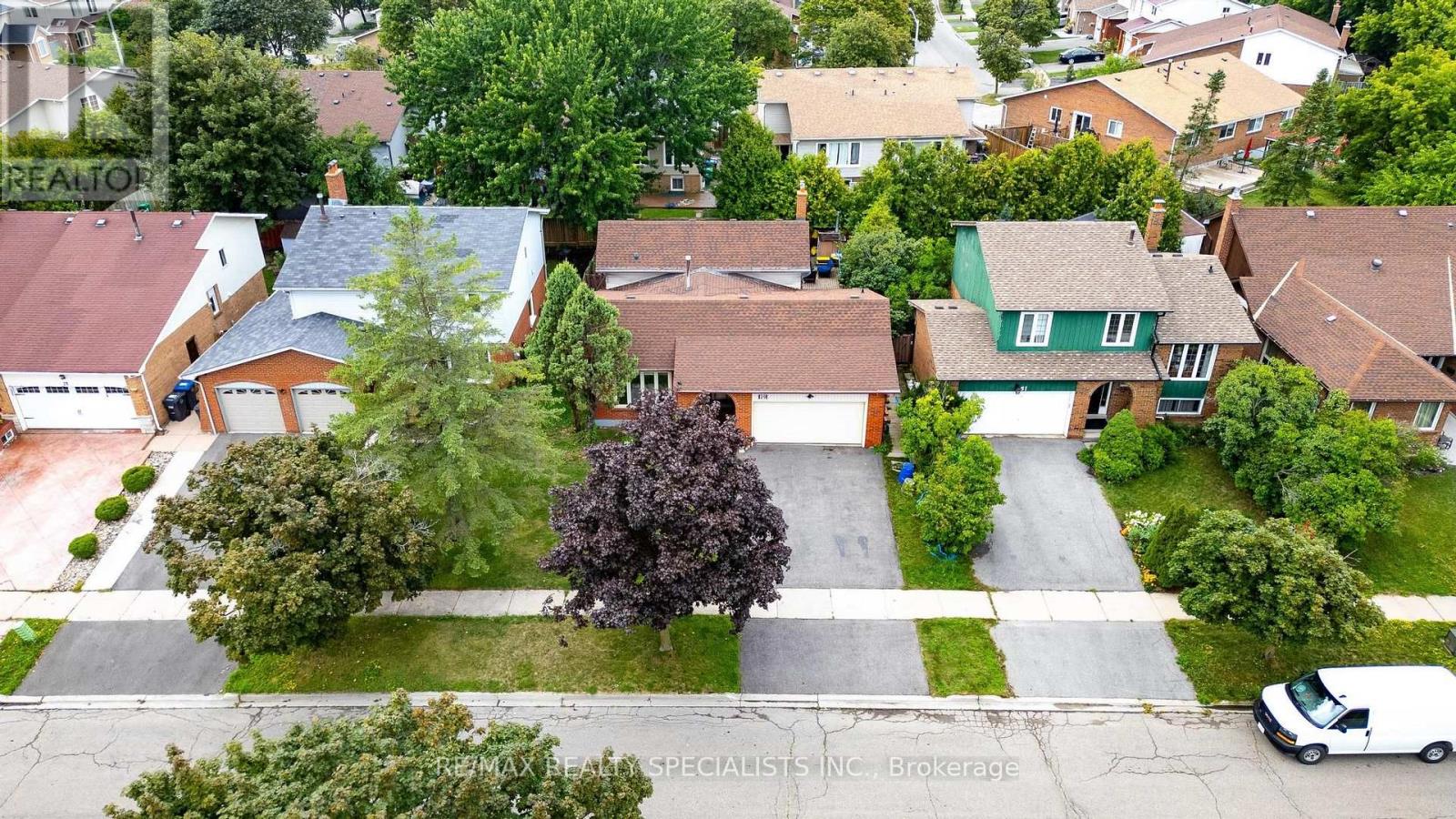 29 Blackthorn Lane, Brampton, Ontario  L6V 3K7 - Photo 38 - W13654732