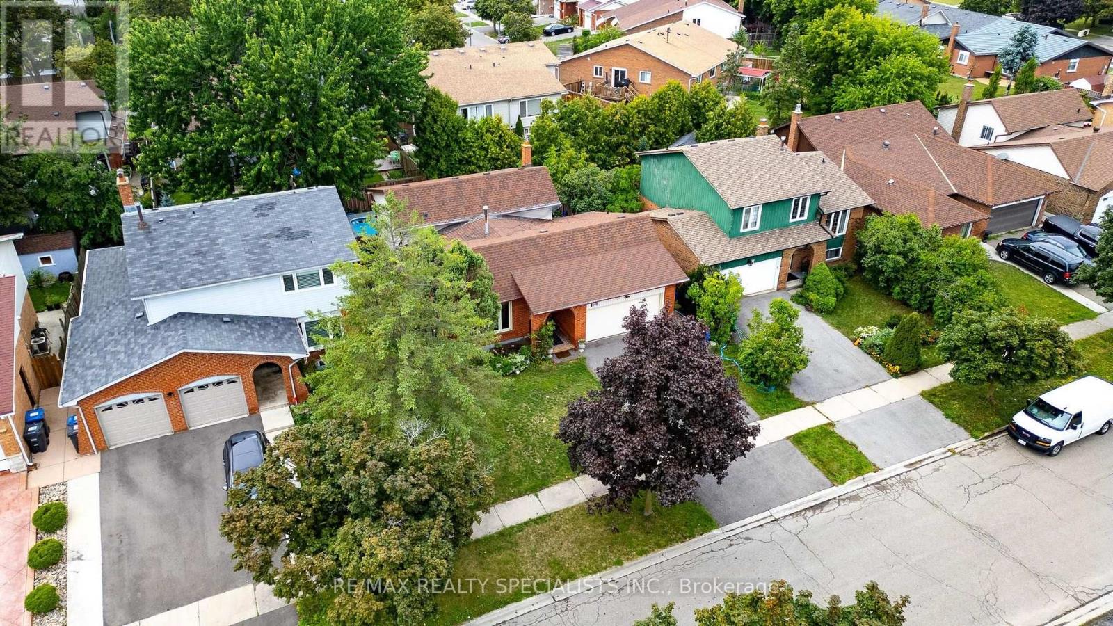 29 Blackthorn Lane, Brampton, Ontario  L6V 3K7 - Photo 40 - W13654732