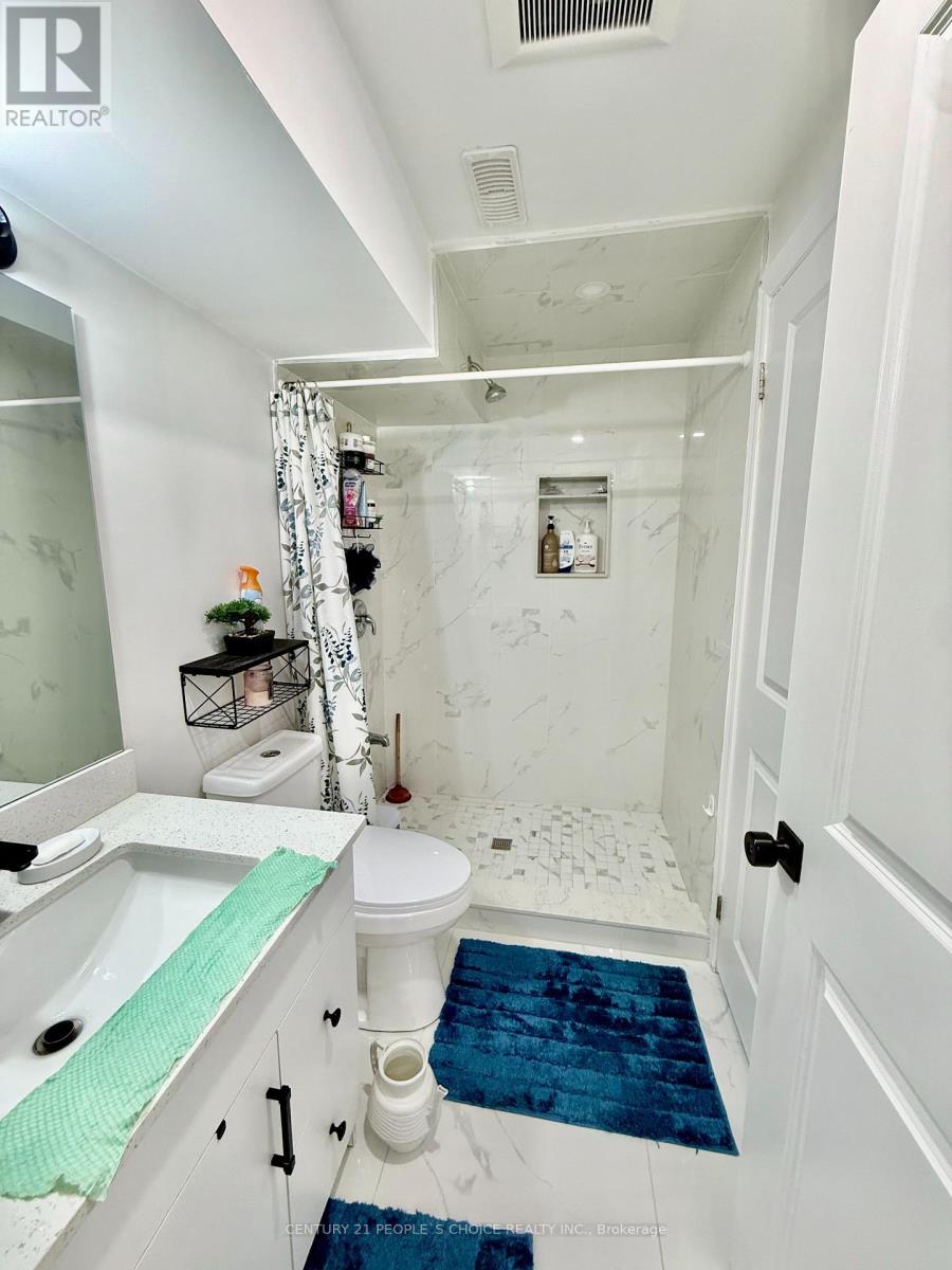 131 Locker Place, Milton, Ontario  L9E 1E6 - Photo 3 - W13654736