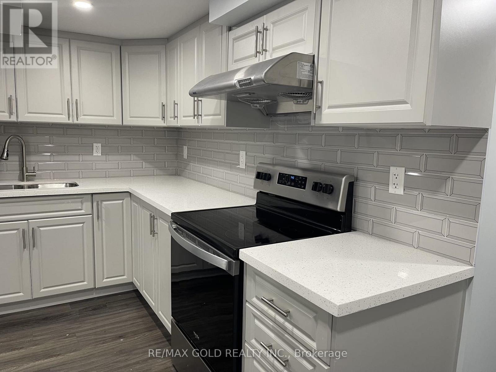 108 Emerald Coast Trail, Brampton, Ontario  L7A 5A7 - Photo 5 - W13654748