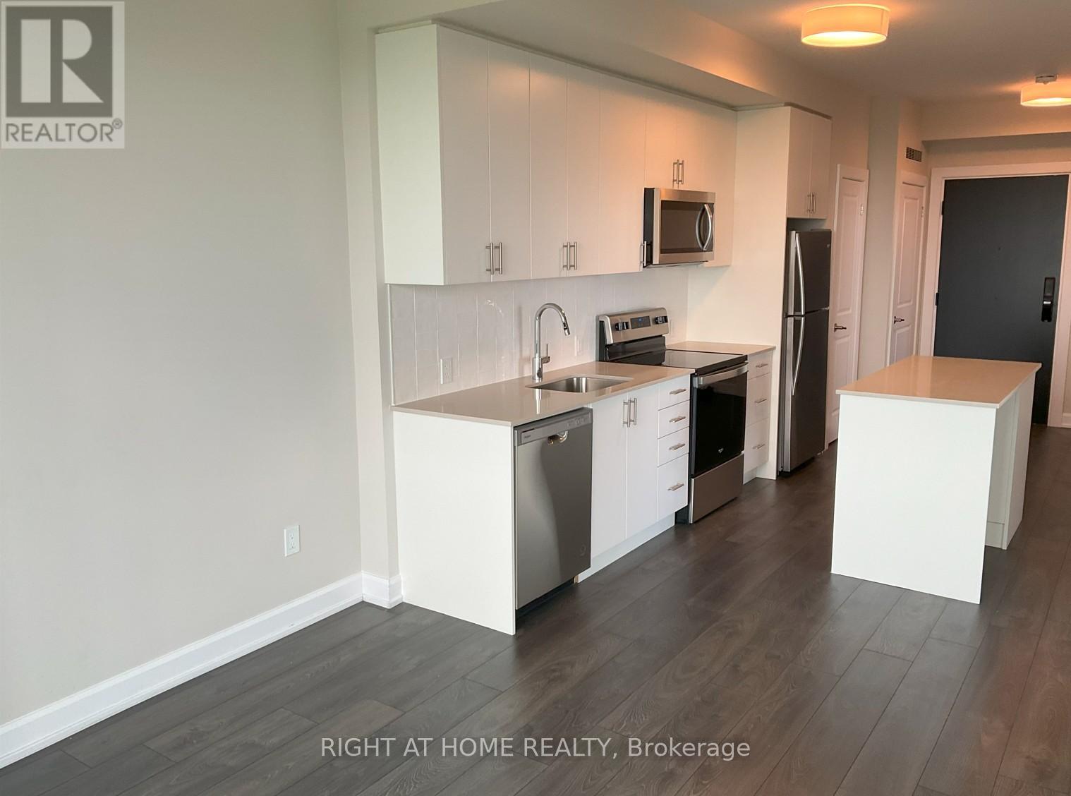 2102 - 3220 William Coltson Avenue, Oakville, Ontario L6H 7X9 - Photo 13 - W13654754