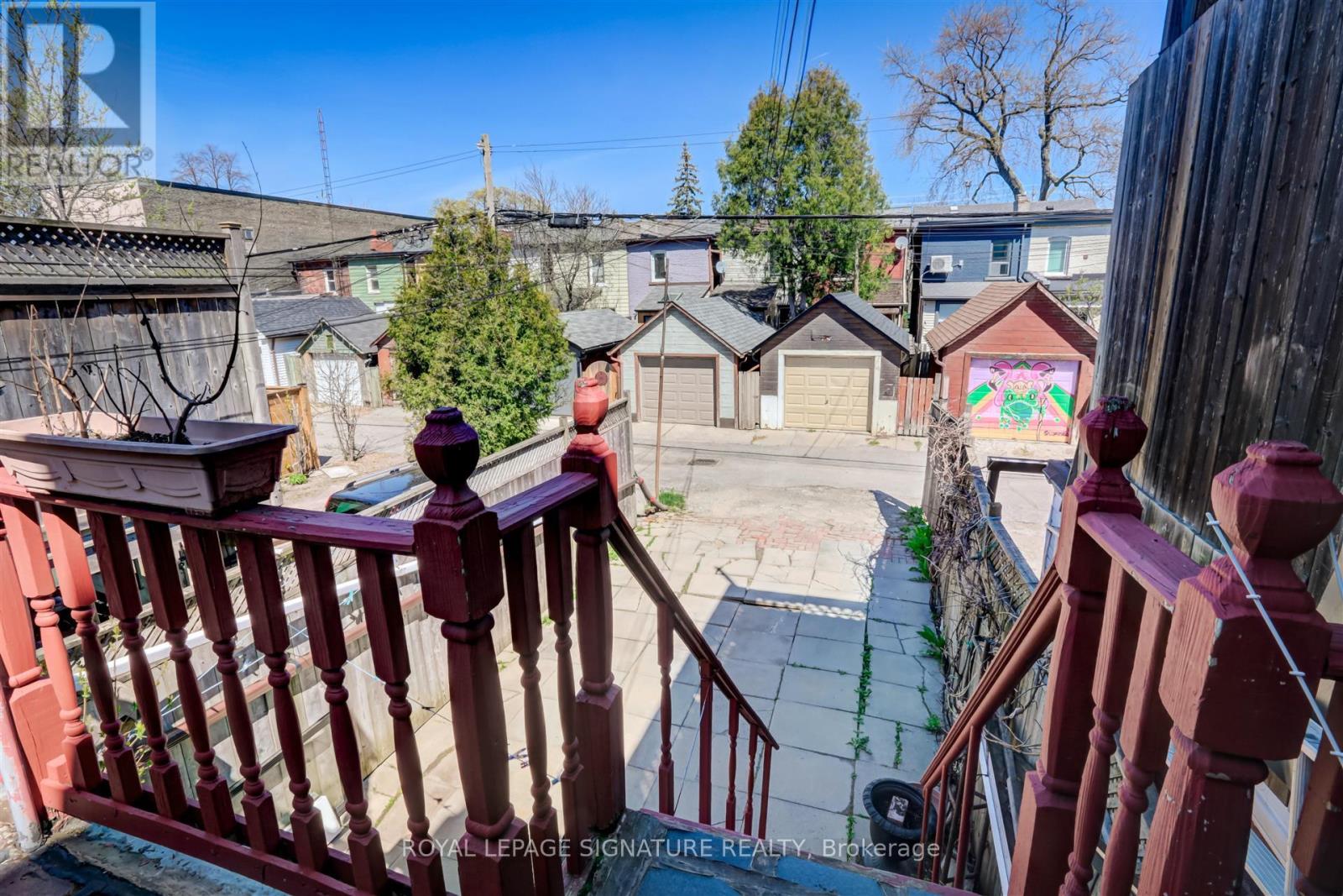 3142 Dundas Street W, Toronto, Ontario  M6P 2A1 - Photo 27 - W13654766