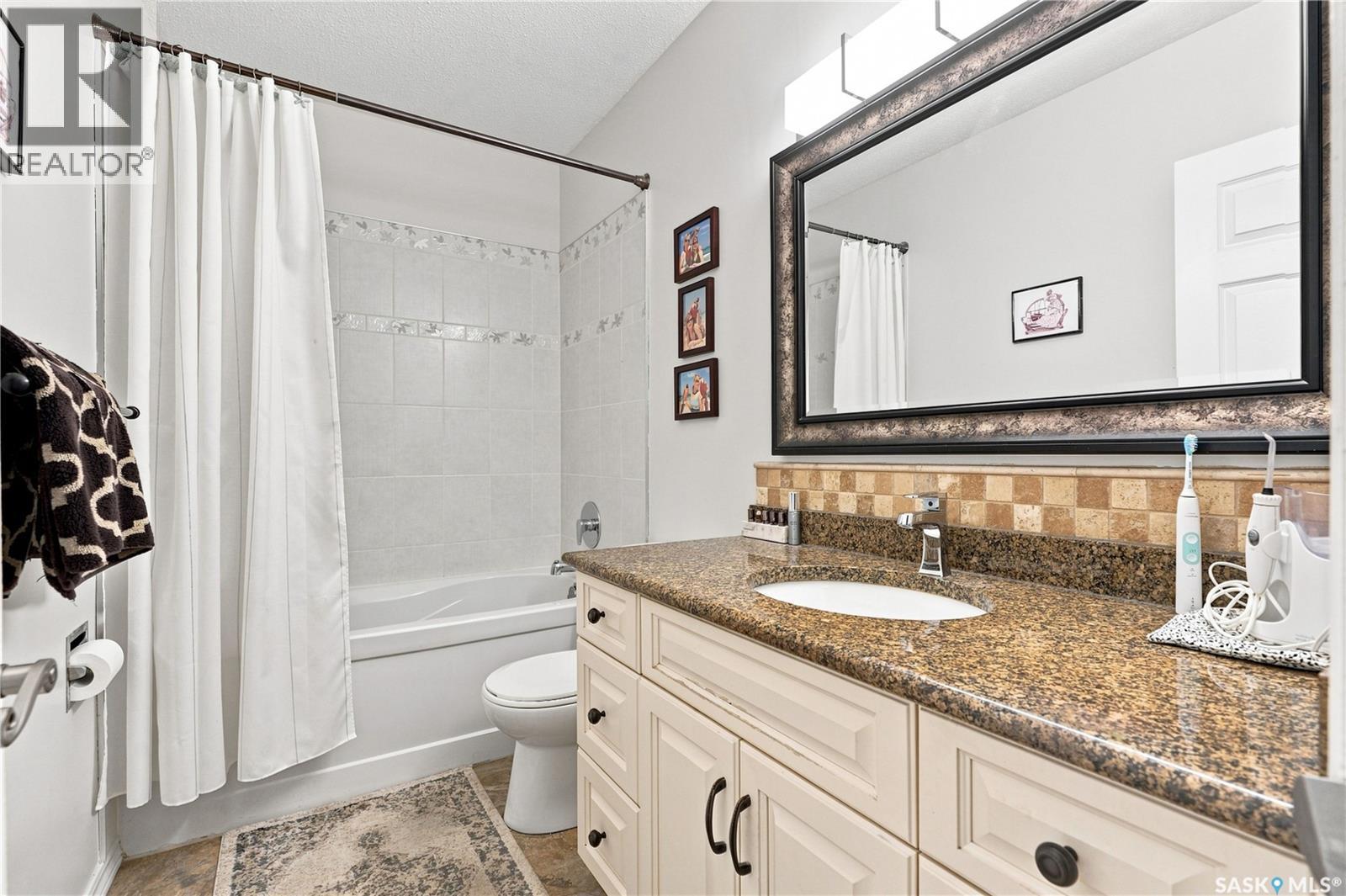 2715 Arlington Avenue, Saskatoon, Saskatchewan  S7J 2J5 - Photo 20 - SK044710