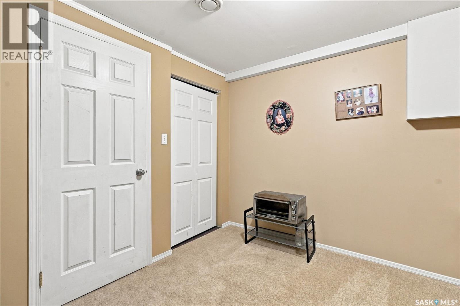 2715 Arlington Avenue, Saskatoon, Saskatchewan  S7J 2J5 - Photo 31 - SK044710