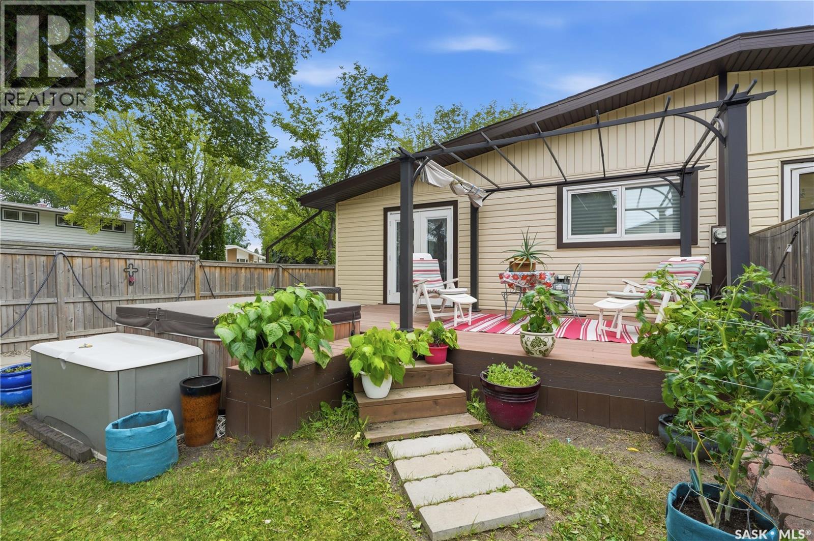 2715 Arlington Avenue, Saskatoon, Saskatchewan  S7J 2J5 - Photo 39 - SK044710