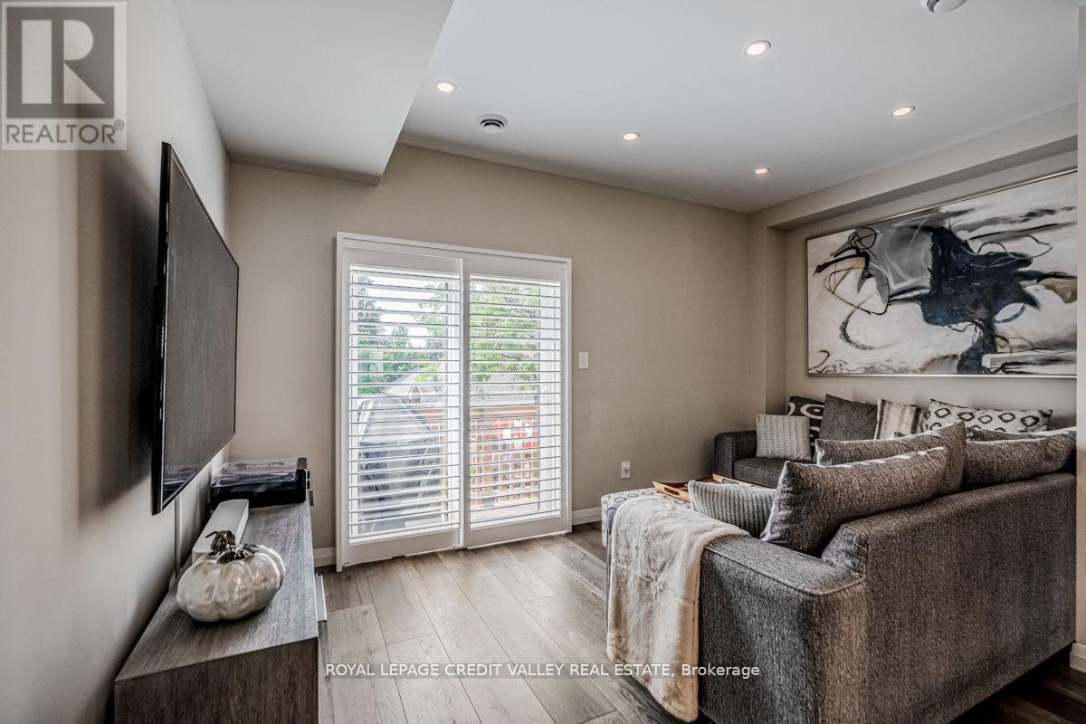 720-31 Grey Street, Brantford, Ontario N3S 0K2 - Photo 9 - X13654746