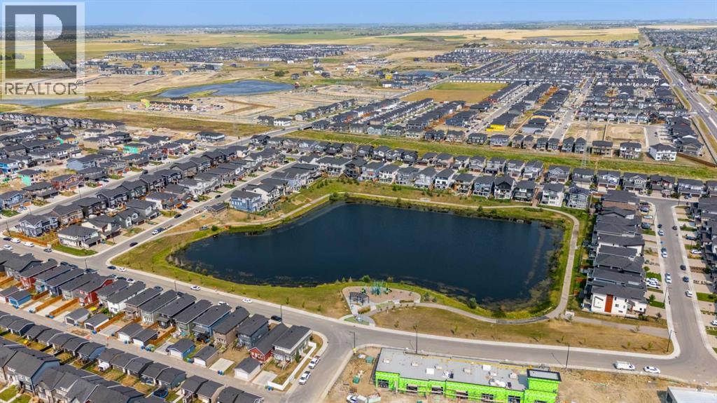 1004 Waterford Drive, Chestermere, Alberta  T1X 2T7 - Photo 6 - A2335891