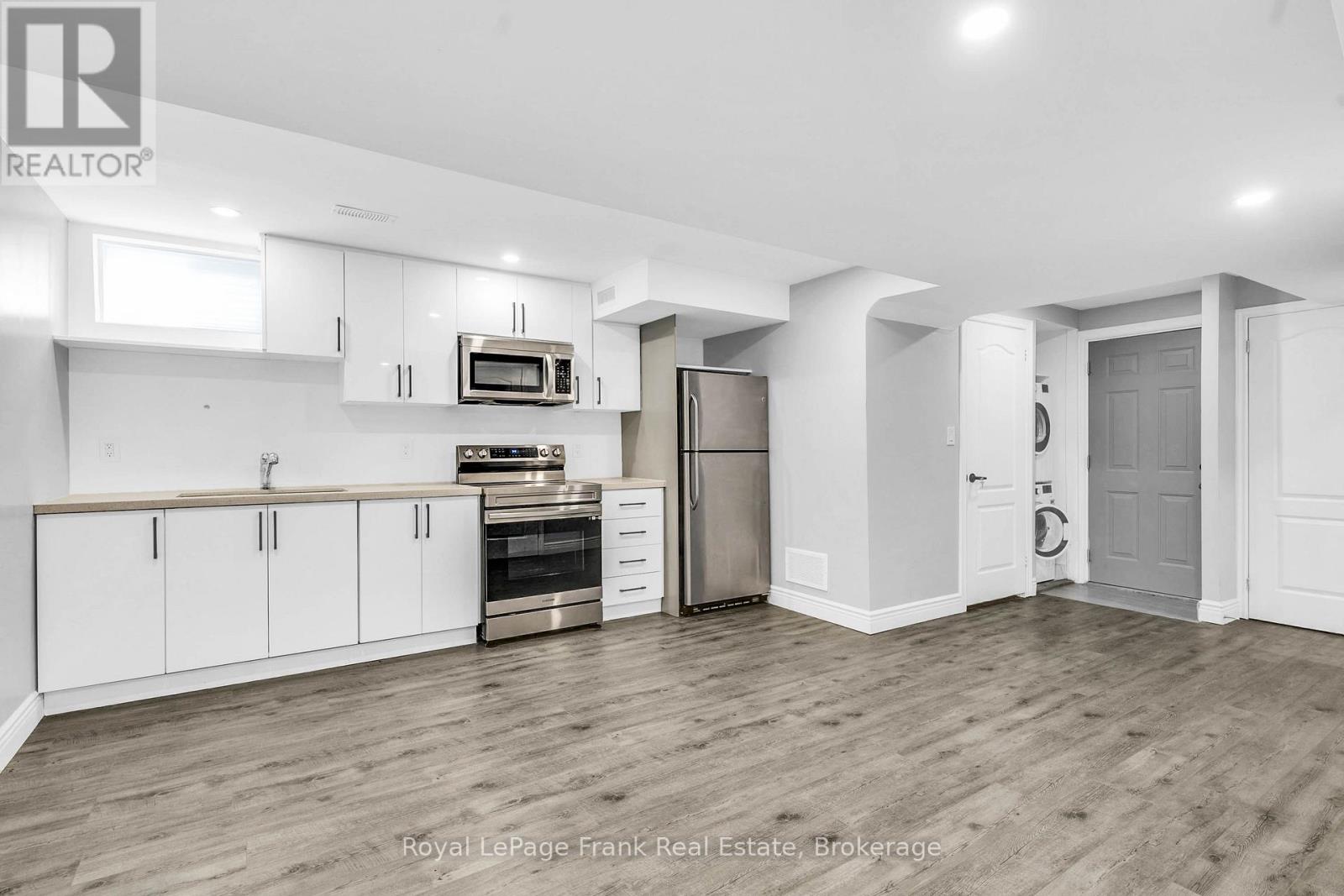 3b George Street, Innisfil, Ontario L0L 1L0 - Photo 40 - N13654776