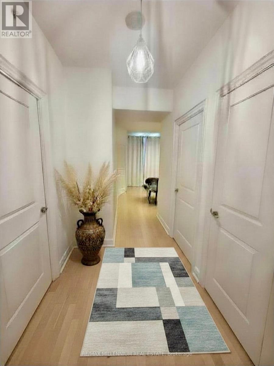 803 - 89 South Town Centre Boulevard, Markham, Ontario L6G 0E8 - Photo 5 - N13654786