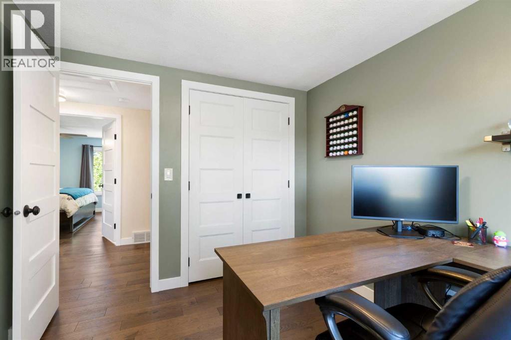 44 Sunmount Crescent Se, Calgary, Alberta  T2X 1W1 - Photo 33 - A2334627