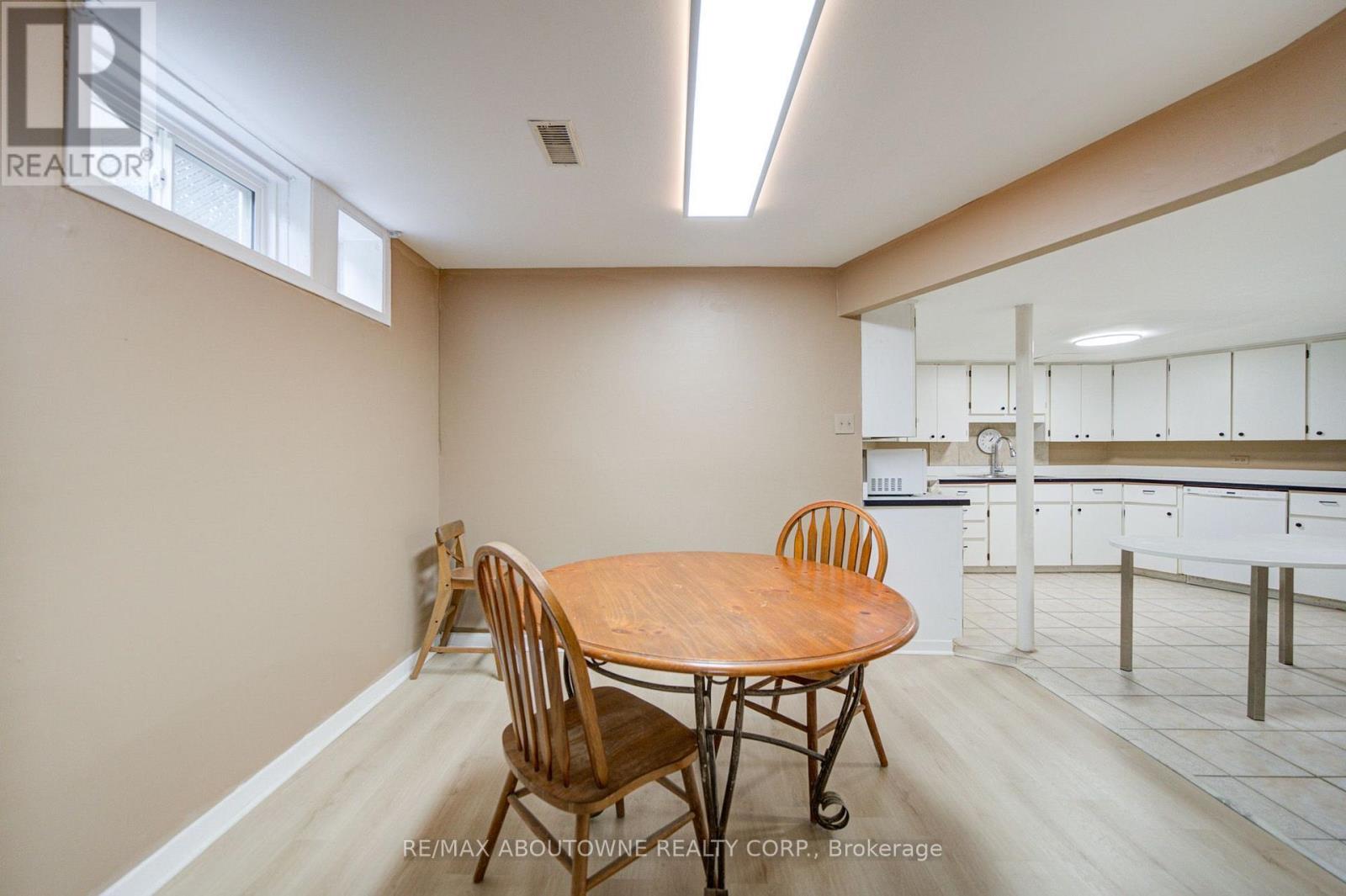 Lower - 1156 Old Colony Road, Oakville, Ontario L6M 1J8 - Photo 12 - W13654784