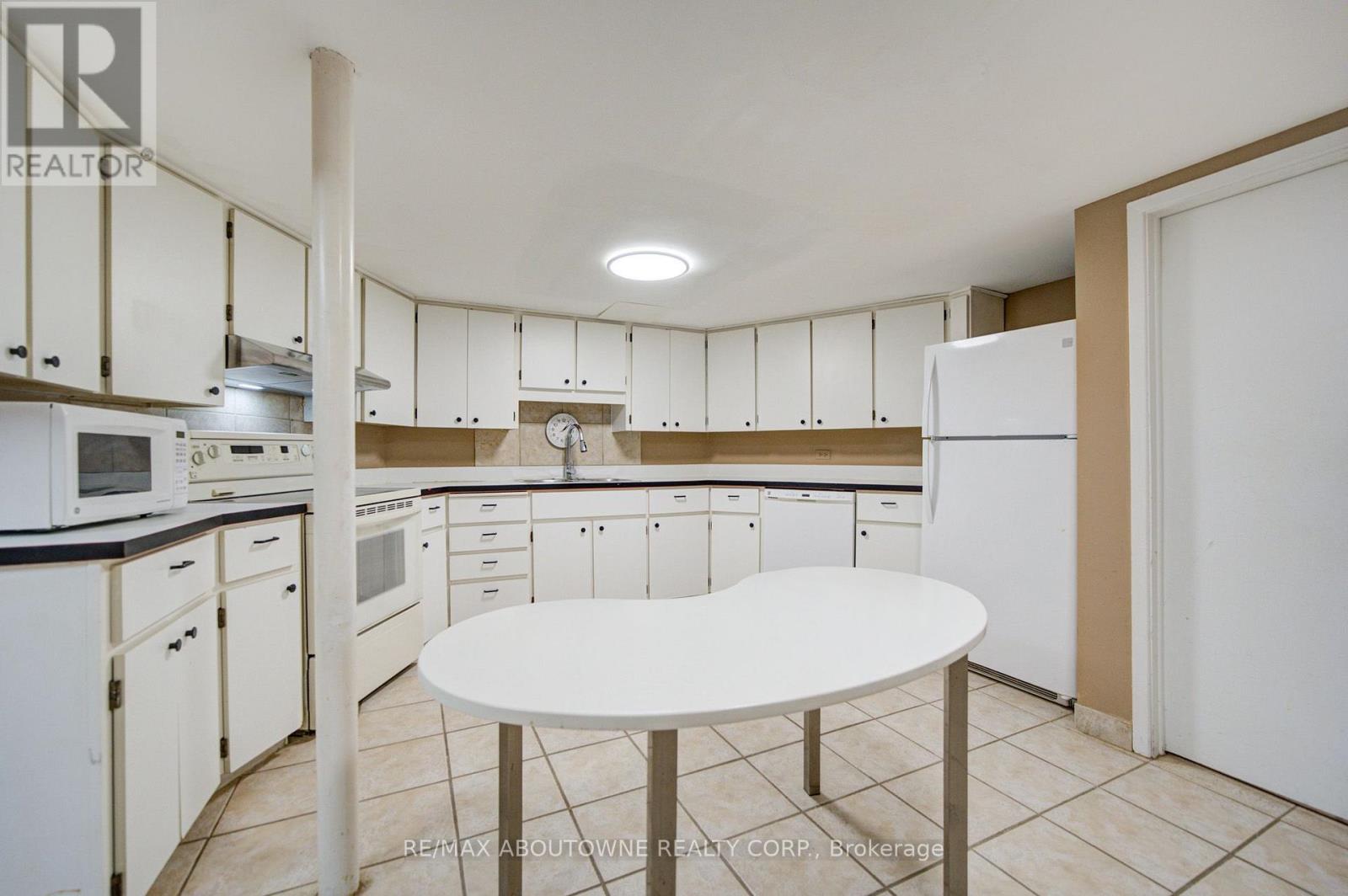 Lower - 1156 Old Colony Road, Oakville, Ontario L6M 1J8 - Photo 15 - W13654784