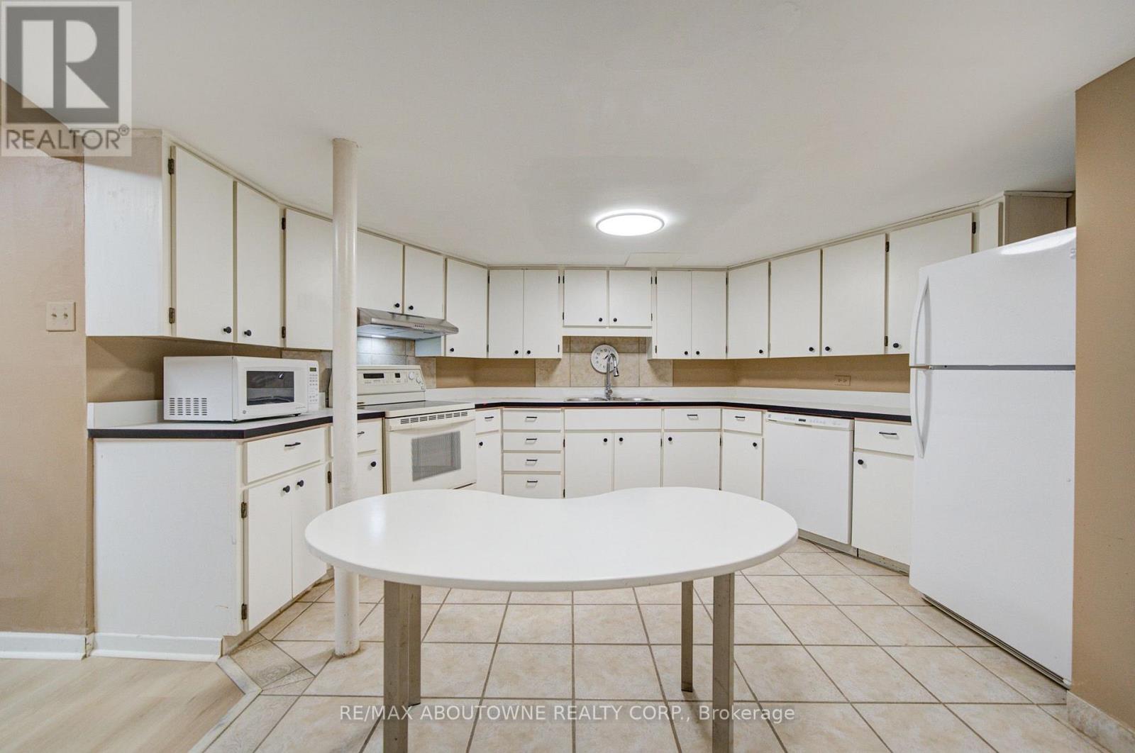Lower - 1156 Old Colony Road, Oakville, Ontario L6M 1J8 - Photo 16 - W13654784