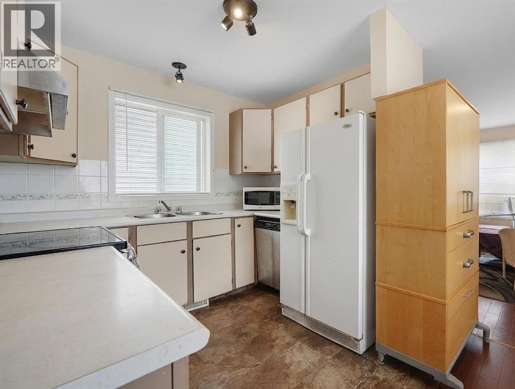 2714 74 Avenue SE, Calgary, Alberta  T2C 4M3 - Photo 4 - A2326450