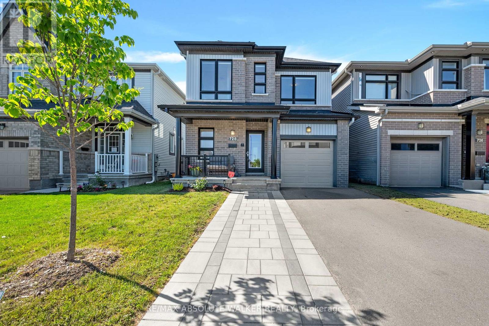 728 Perseus Avenue, Ottawa, Ontario  K2J 6V8 - Photo 1 - X13654818