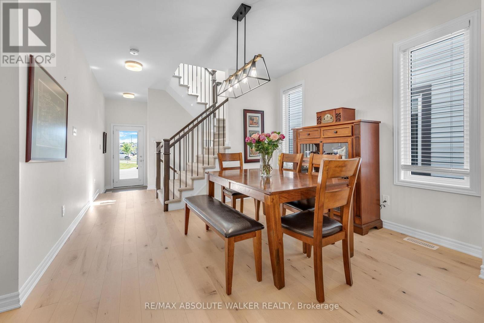 728 Perseus Avenue, Ottawa, Ontario  K2J 6V8 - Photo 4 - X13654818
