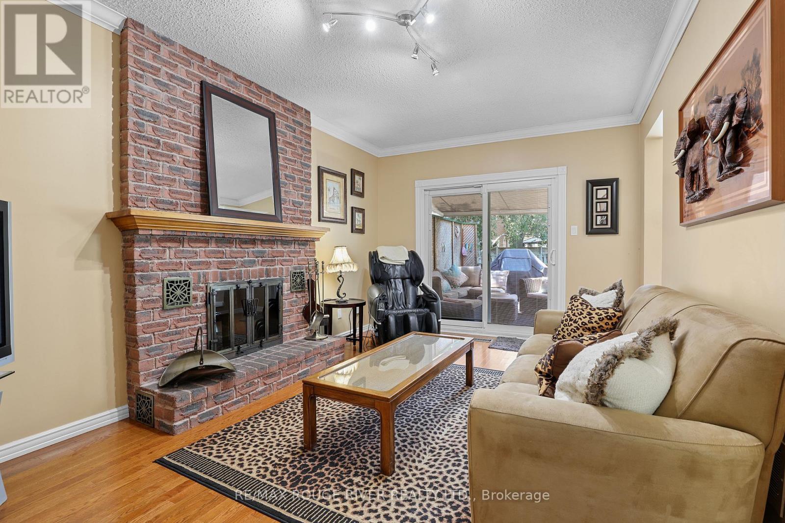11 Canmore Boulevard, Toronto, Ontario M1C 3T3 - Photo 16 - E13654430