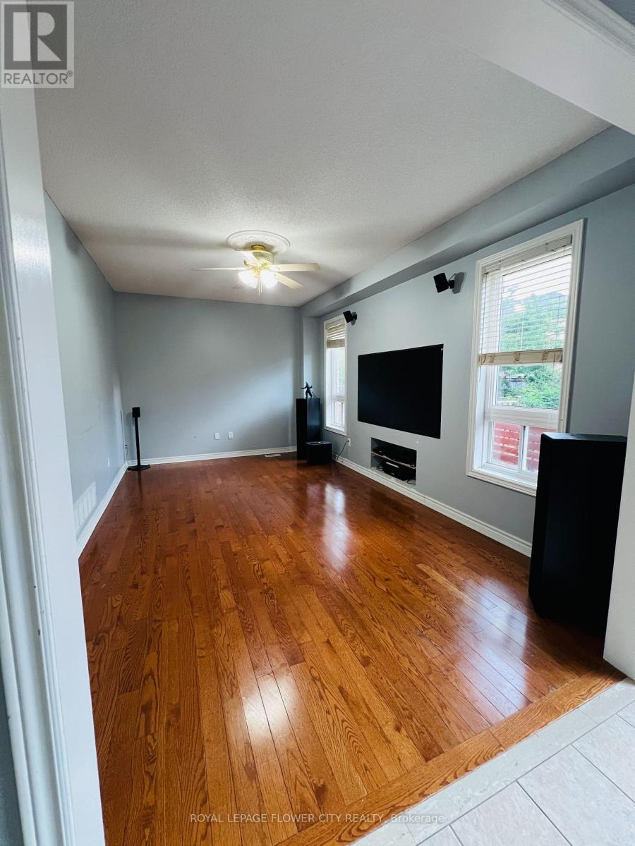 9 Shuter Lane, Brampton, Ontario  L6Y 5P1 - Photo 6 - W13654738